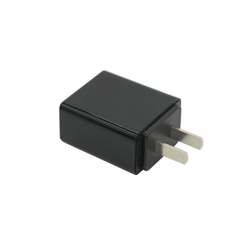 5V2A充电器USB接口
